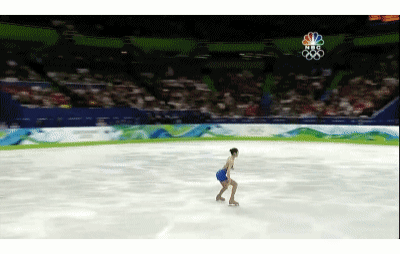 SillyInsecureCrossbill-size_restricted.gif : 간만에 생각난 김연아 점프~